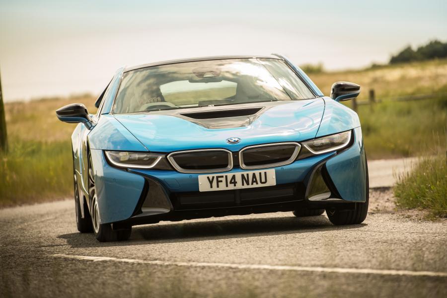 BMW i8 2014 года  (UK) (фото 48 из 69)